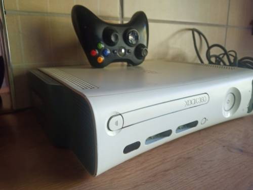 Xbox 360 phat 20gb