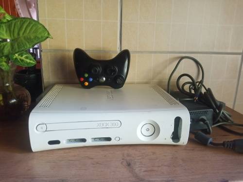 Xbox 360 phat 20gb