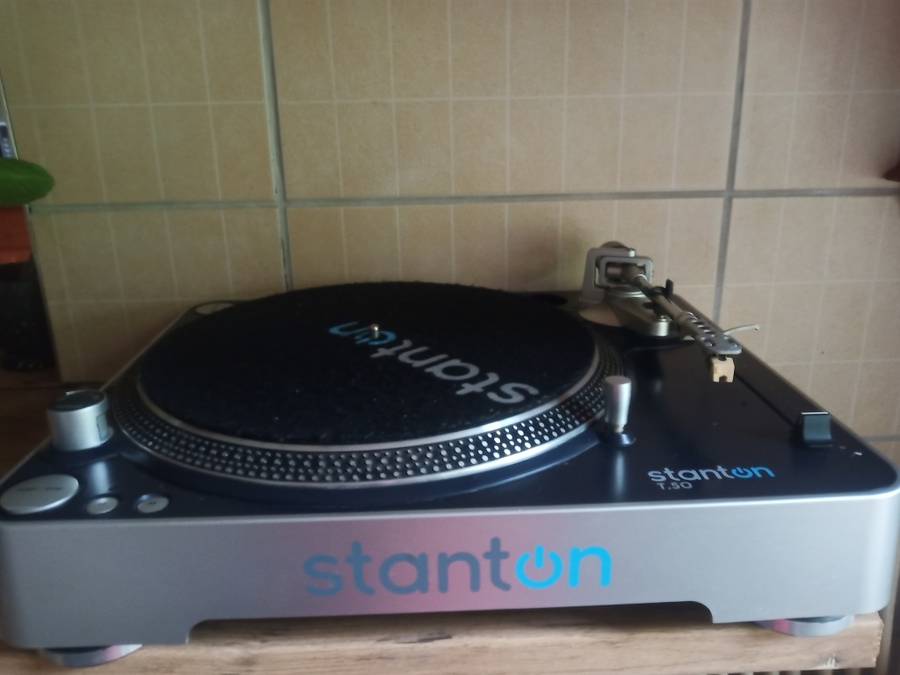 Stanton T. 50 Turntable.