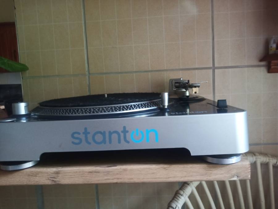 Stanton T. 50 Turntable.