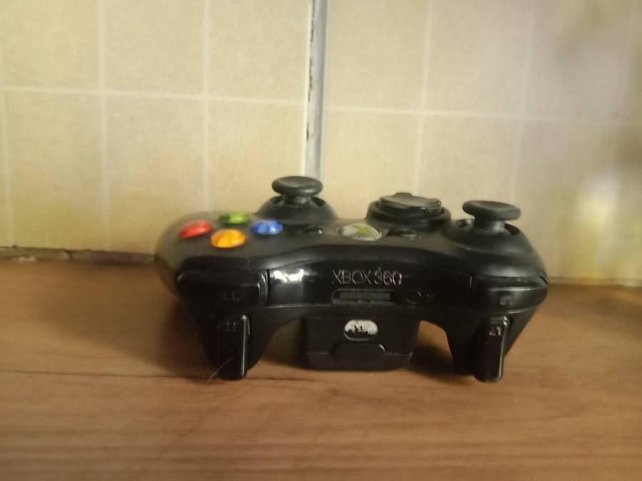 Xbox 360 wireless controller