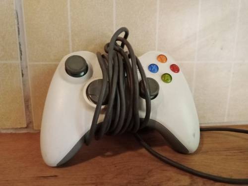 Xbox 360 original wired controller