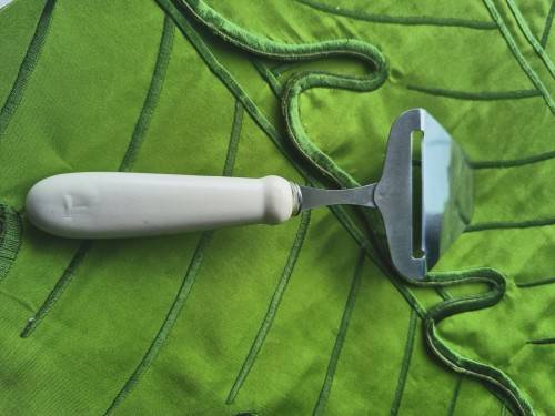 Delft Blue Cheese Slicer