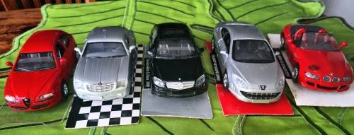 1 Bid for all 5 1:32 Alloy Metal  Diecast  Cars