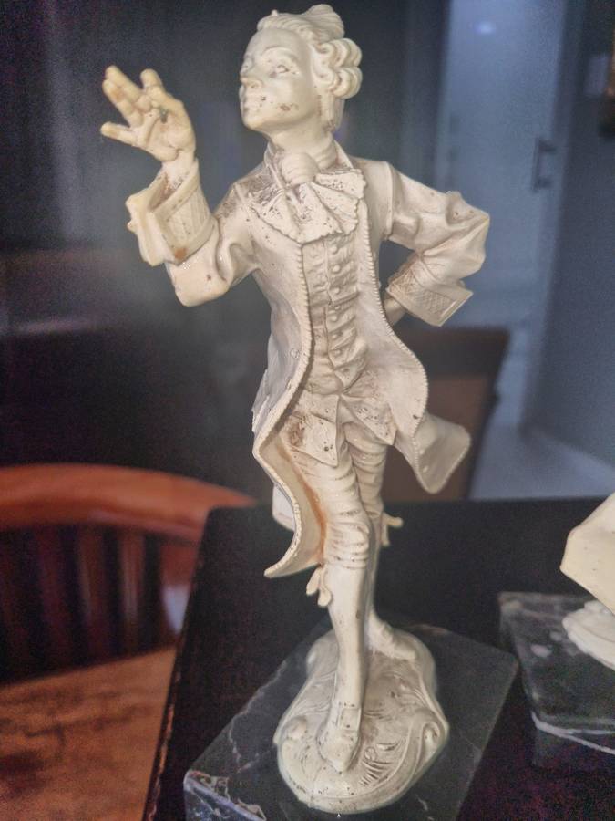 Vintage Colonial Figurines on Genuine Carrara Marble Base