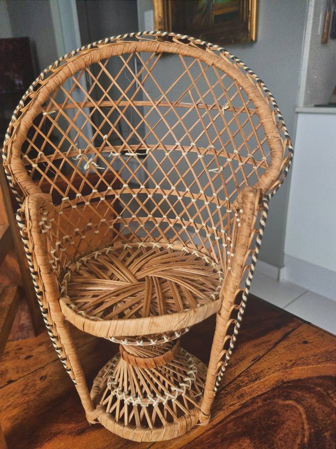 One bid for both Handmade Dolls Chairs