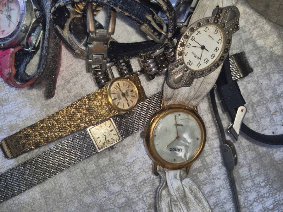 Job lot!!!!! 40 Watches