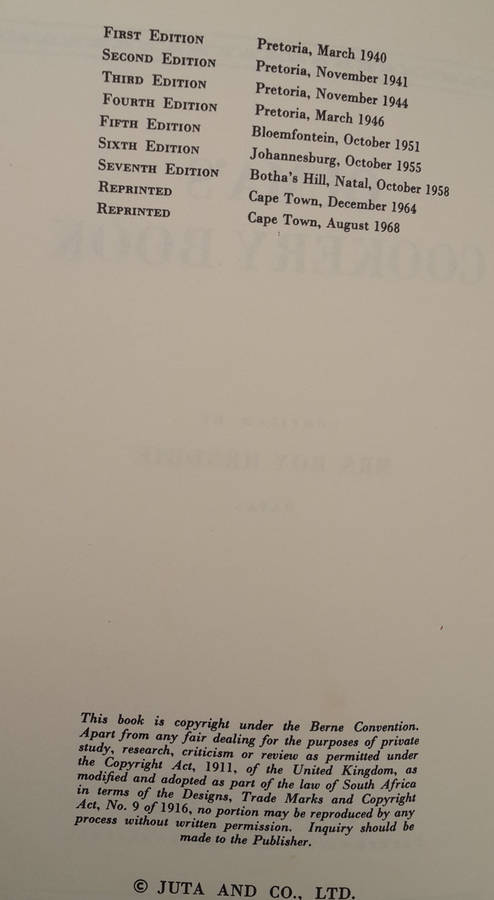 Ouma's Cookery Book  (Mrs. Roy Hendrie)