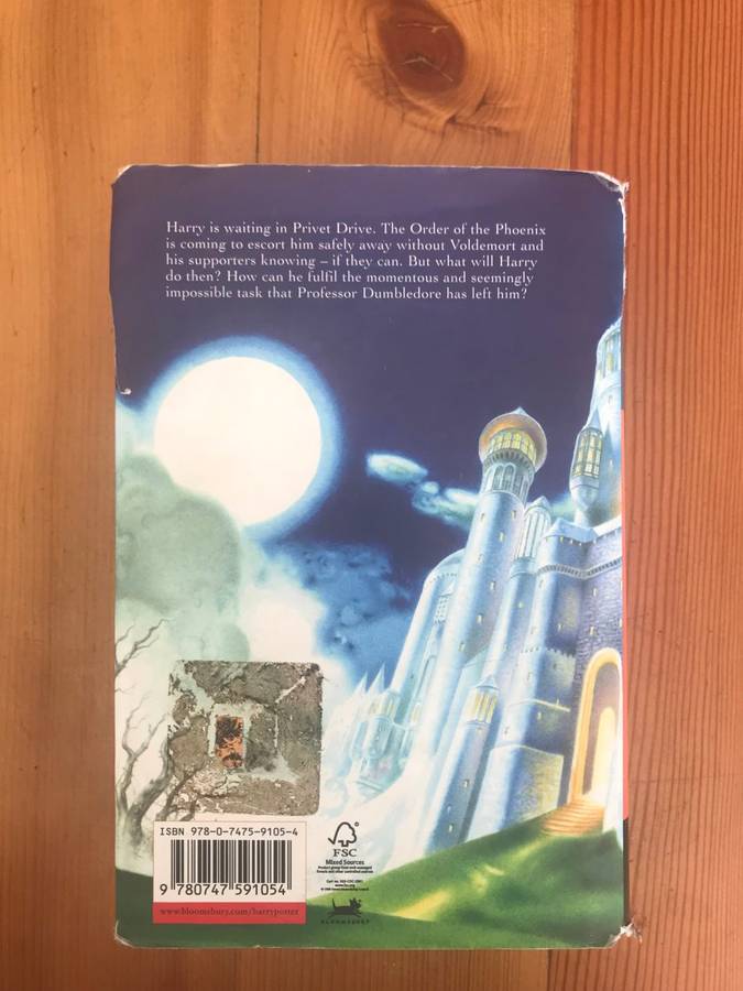 Harry Potter and The Deathly Hallows - J.K. Rowling
