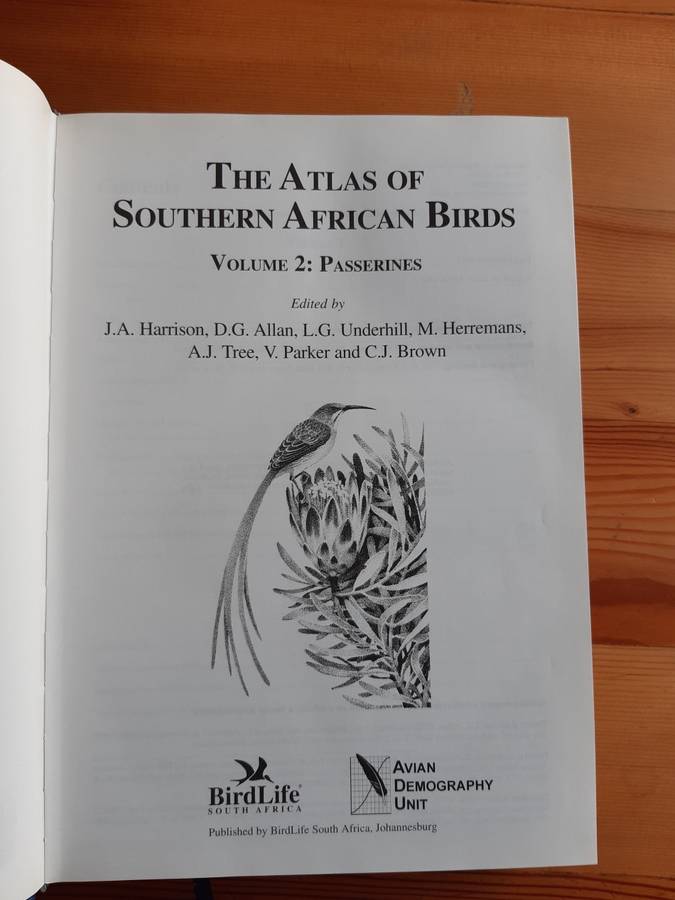 The Atlas of Southern African Birds Vol 2: Passerines