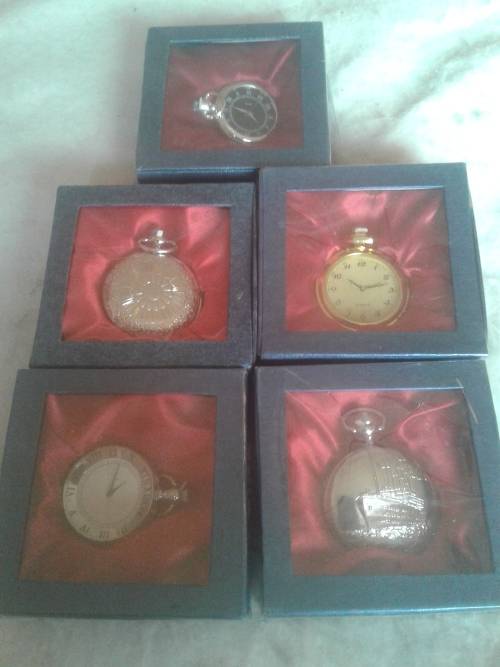 5 X CLASSIC METAL QUARTZ POCKETWATCH  (TO CHOSE OR TAKE ALL )