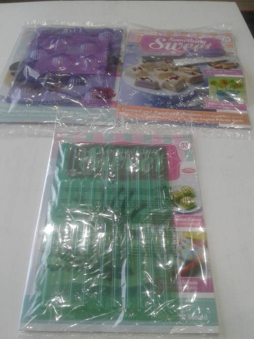 3 X  SOMETHING SWEET CAKE DECORATIONS INCL. MAGAZINES  (RECIPES )ONE BID
