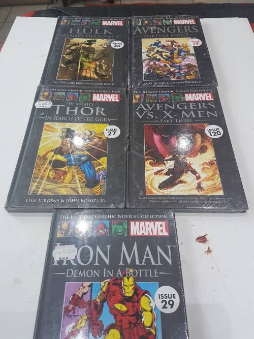 5 X MARVELS HARDCOVER COMICS  (TO CHOSE OR TAKE ALL)