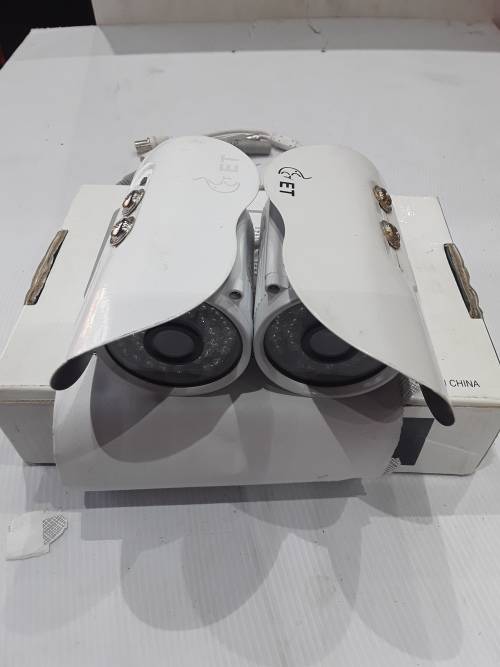 2 X 900TVL COLOR IR CCTV CAMERAS, ONE BID