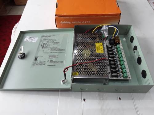 12 VDC,9 OUTPUT SWITCH MODE CCTV POWER SUPPLY