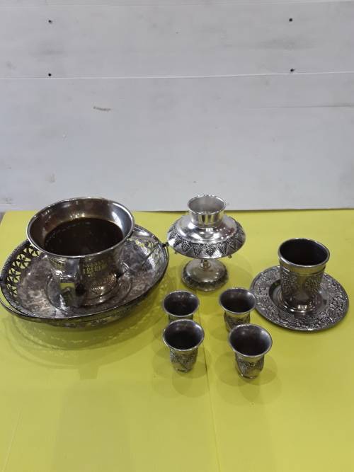9 PIECE SILVERPLATED JEWISH KIDDUSH SET,INCL.WASH CUP(GRAPE PATTERN)KARSHI