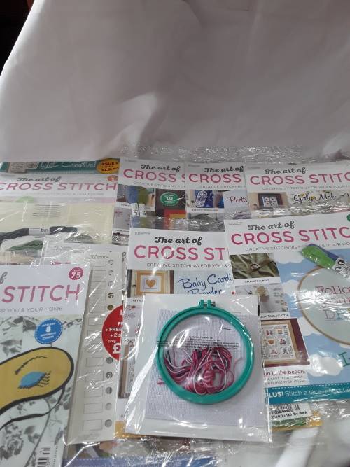 9 ISSUES OF CROSSTITCH PATTERNS INCL.CANVAS,COTTON HOOP ETC(36 PIECES)