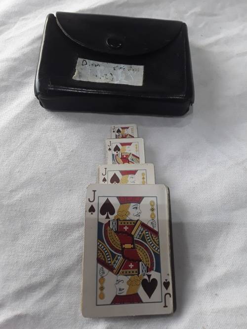J,A SCALE MODEL CARDS IN LEATHER CASE