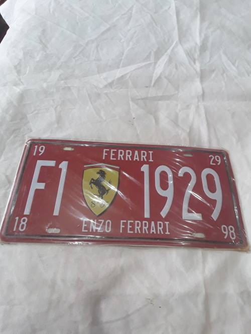 FERRARI METAL SIGN( 30 x 16cm)