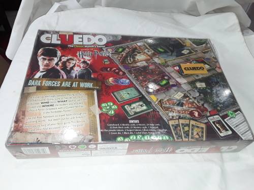 CLUEDO THE CLASSIC MYSTERY GAME(WORLD OF HARRY POTTER)