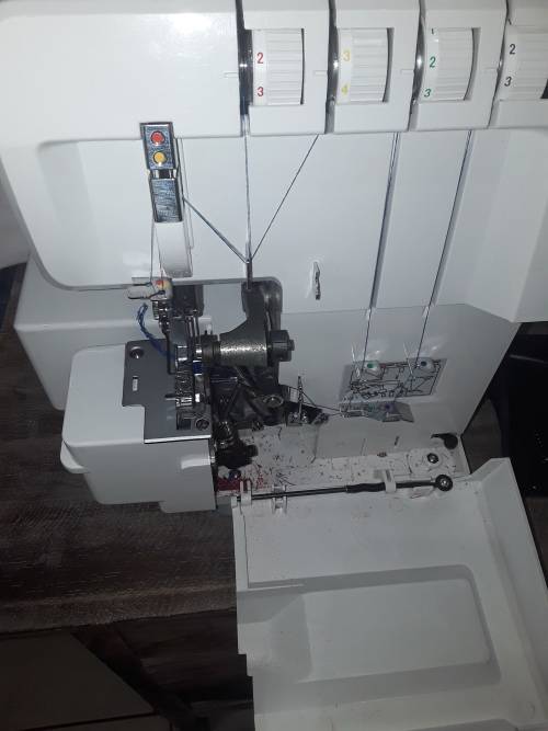 EMPISAL SEWING MACHINE(USED ONCE)3 MONTHS GUARANTEE