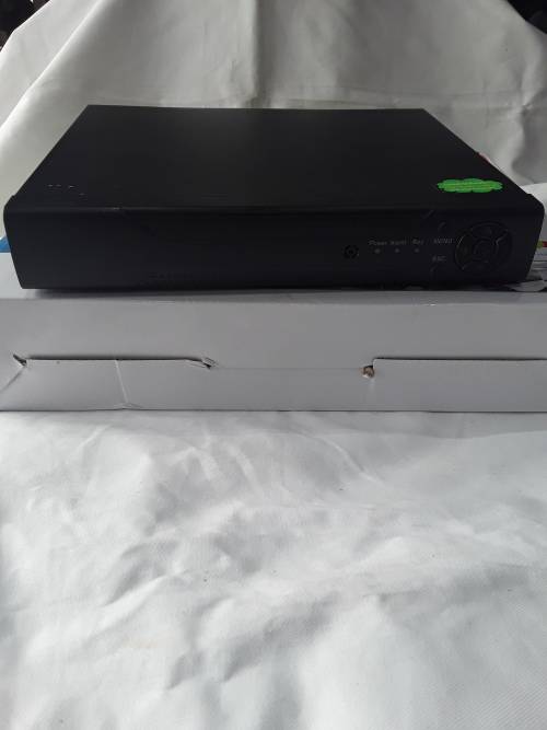 8 CHANNELS AHD DVR INCL.POWER SUPPLY,REMOTE AND MOUSE
