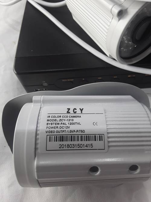 4 CHANNELS CCTV KIT(INCL.4 CAMERAS,4/ 20M CABLES,DVR,BRACKETS P.SUPPLY,MOUSE & REMOTE)