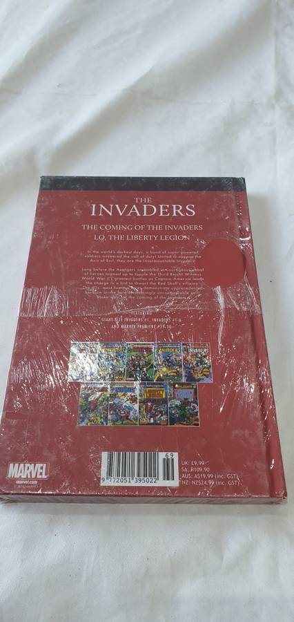 MARVEL HARDCOVER COMIV(THE INVADERS)