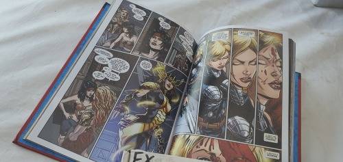 MARVEL HARDCOVER COMIC (VALKURIE)
