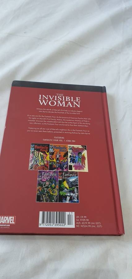 MARVEL HARDCOVER COMIC (THE INVISIBLE WOMAN)