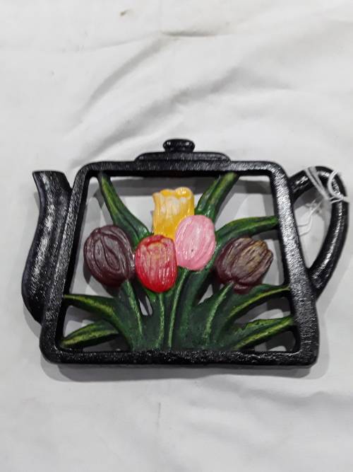 VINTAGE CAST IRON TEAPOT STAND