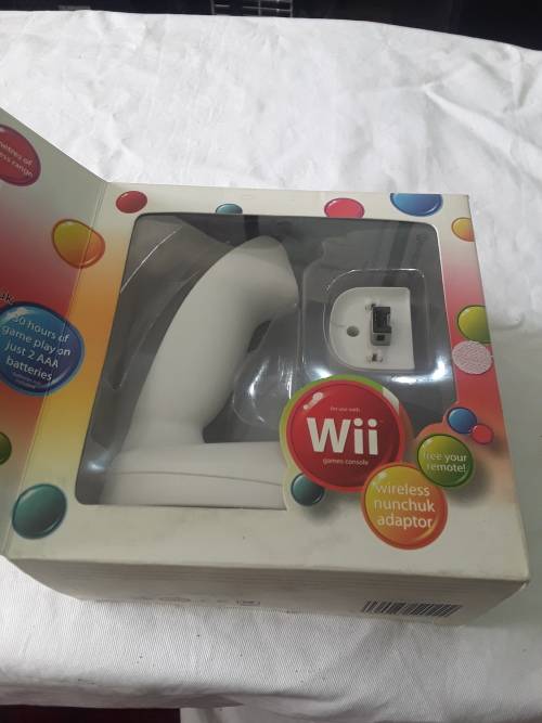 Wii WIRELESS NUNCHUK ADAPTER
