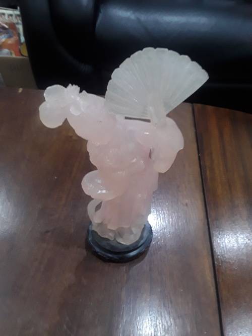 CHINES LADY FIGURE ON STAND(MADE IN HONG KONG)