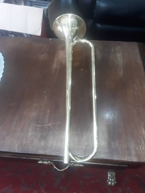 BRASS BLOWING BUGLE TRUMPET