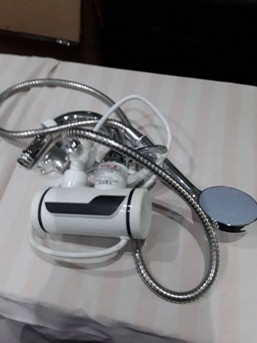 INSTANT ELECTRIC HEATING WATER FAUCET AND SHOWER