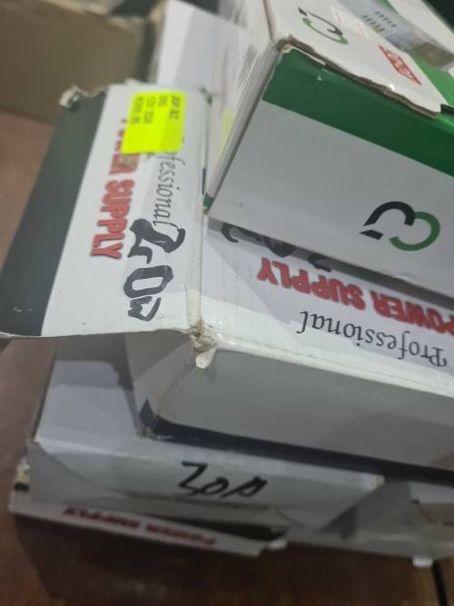 JOBLOT 8 PIECE CCTV POWER SUPPLIES