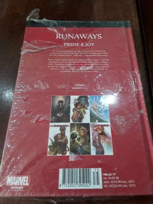 MARVEL SUPERHERO`S HARDCOVER COMIC(RUNAWAYS)