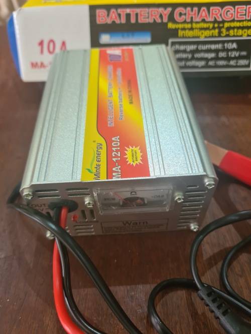 10pcs AMP BATTERY CHARGER