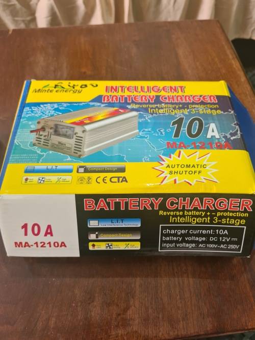 10pcs AMP BATTERY CHARGER
