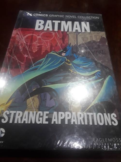 DC HARDCOVER COMIC(BATMAN)STRANGE APPARITIONS)