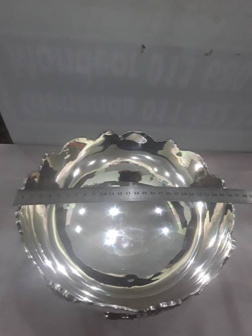 VINTAGE SILVERPLATED SERVER BOWL(STUNNING EMBOSSED BRANCHED FLOWERS)26cm in diameter and 14cm height