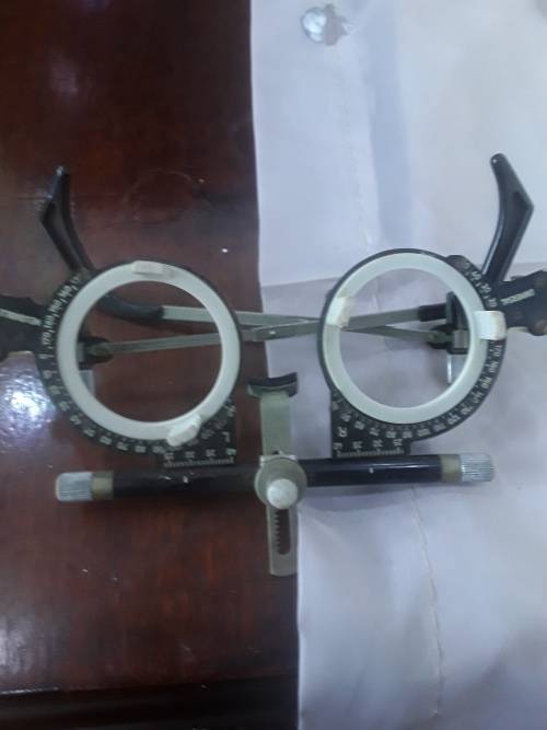 OPTOMERY FULLY ADJUSTABLE  TRIAL FRAME WITH MULTIPLES OF ALL SIZES TRIAL LENS