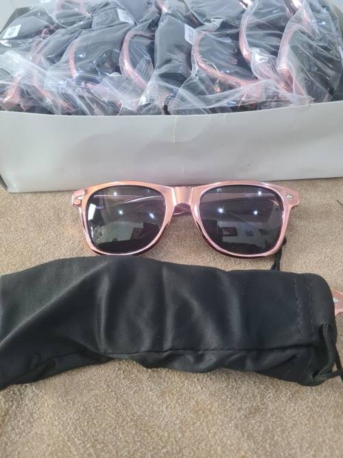 BOX OF 20 GREAT QUALITY ADULT SUNGLASSES(LIGHTWEIGHT)