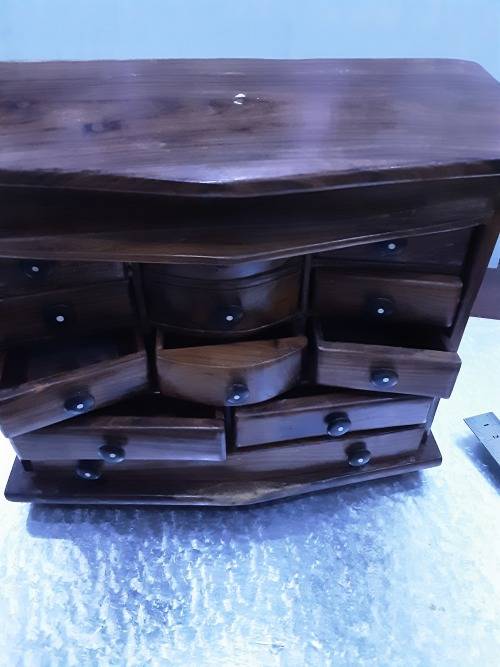 VINTAGE SOLID WOODEN 12 DRAWER DIAMENTIONAL JEWELRY BOX(27 X 22CM)