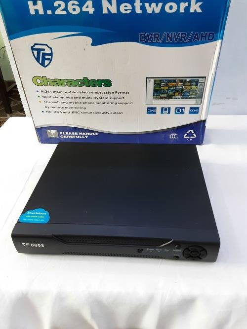 8 CHANNELS DVR INCL.POWER SUPPLY AND MOUSE
