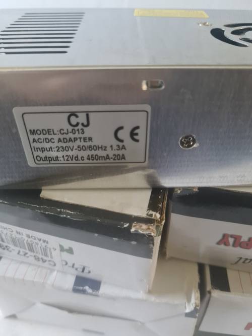 JOBLOT 5 PIECE CCTV POWER SUPPLIES