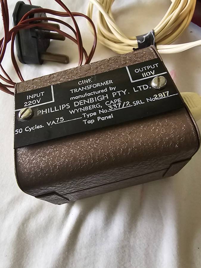 VINTAGE 1950`s VIEWMASTER JUNIOR PROJECTOR WITH A KODAK PHILLIPS TRANSFORMER(WORKS)