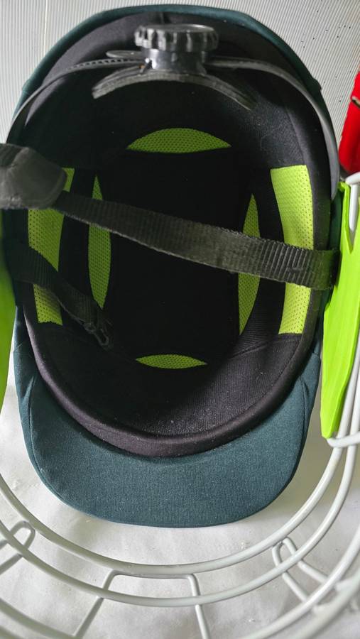4 PIECE CRICKET WEAR