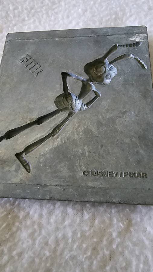 SET OF 2 VINTAGE DISNEY PIXAR A BUGS LIFE METAL MOULDS(FLIK AND FRANSIS)