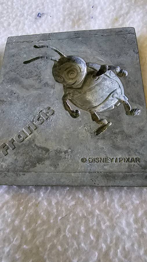 SET OF 2 VINTAGE DISNEY PIXAR A BUGS LIFE METAL MOULDS(FLIK AND FRANSIS)